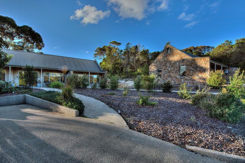 Freycinet Stone Studio 3 - Feldspar - Accommodation Adelaide 9