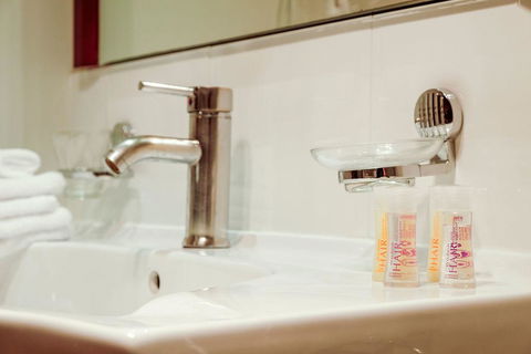 Apartment 104 - Accommodation Adelaide 2