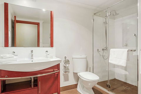 Apartment 104 - Accommodation Adelaide 11