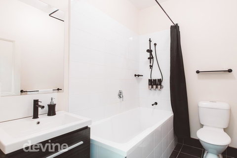 Devine Stays - Westside Apartment On Elizabeth - Accommodation Adelaide 5