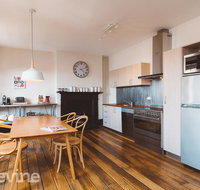 Devine Stays - Westside Apartment on Elizabeth - Accommodation Adelaide