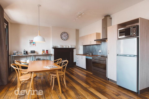Devine Stays - Westside Apartment On Elizabeth - Accommodation Adelaide 0