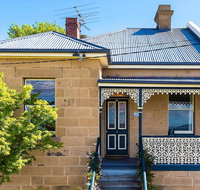 WEST NEST  Classic 3BR Hobart Terrace BEST Location View Close to City - Accommodation Adelaide