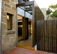 Stone Flower - Accommodation Adelaide