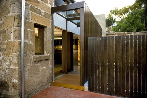 Stone Flower - Accommodation Adelaide 0