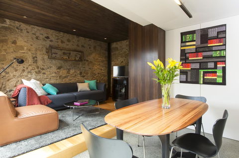 Stone Flower - Accommodation Adelaide 6