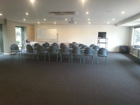 The Waverley International Hotel - Accommodation Adelaide 30