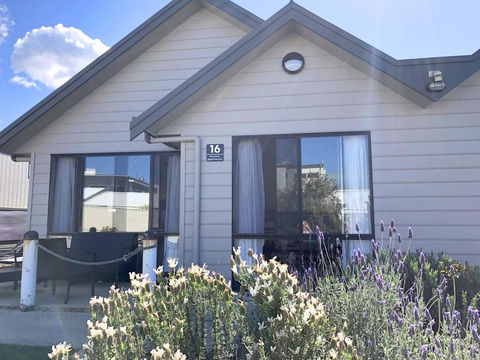 Apollo Bay Waterfront Motor Inn - Accommodation Adelaide 20