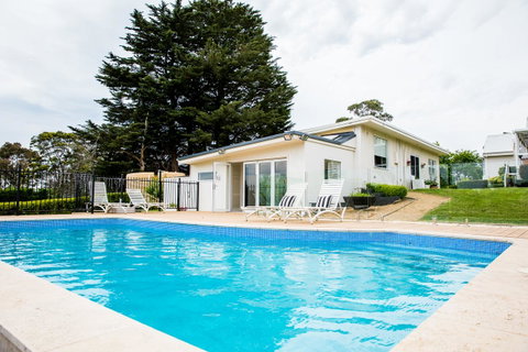 The Cottage - Accommodation Adelaide 8
