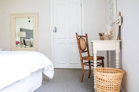 The Cottage - Accommodation Adelaide 19