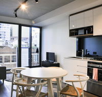 Mono Apartments on La Trobe Street - Accommodation Adelaide