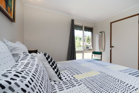 Uptown Frankston - Accommodation Adelaide 5