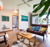 Uptown Frankston - Accommodation Adelaide