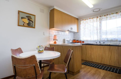 Uptown Frankston - Accommodation Adelaide 8
