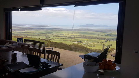 One Tree Hill Wilson Prom And Ocean Views - Accommodation Adelaide 0