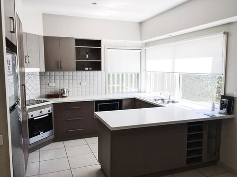 Luxury Abalina Cottages - Accommodation Adelaide 5
