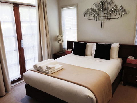 Luxury Abalina Cottages - Accommodation Adelaide 3