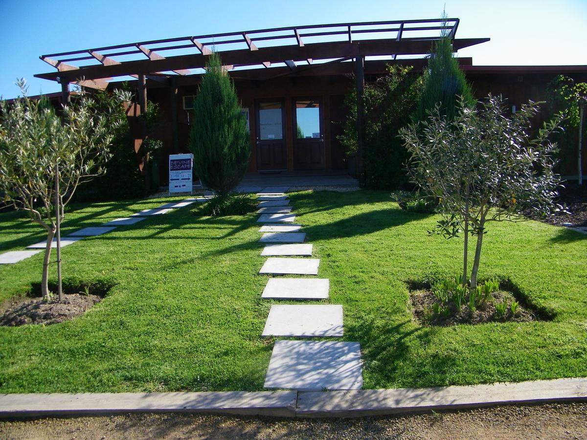 Dixons Creek VIC Accommodation Adelaide