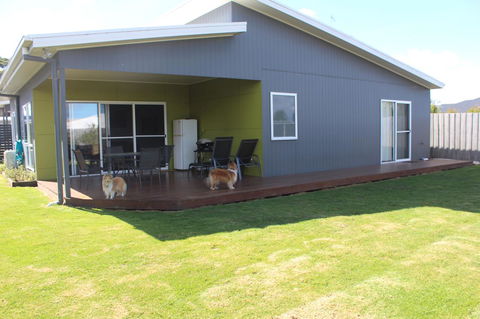 Tamara Temptation - Accommodation Adelaide 19