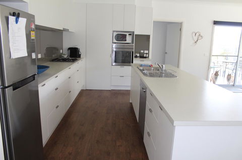 Tamara Temptation - Accommodation Adelaide 6