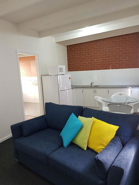 Beachcomber Holiday Units - Accommodation Adelaide 13