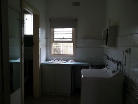 Beachcomber Holiday Units - Accommodation Adelaide 27