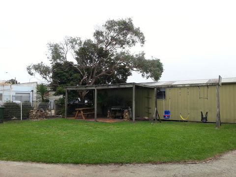 Beachcomber Holiday Units - Accommodation Adelaide 25