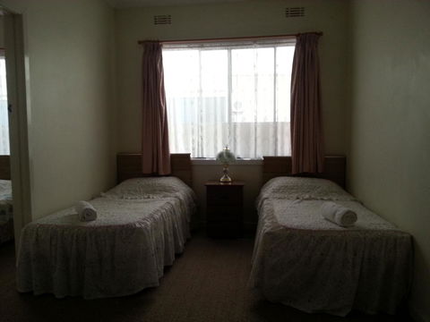 Beachcomber Holiday Units - Accommodation Adelaide 28