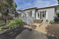 Sunset on Scott - Relax in tranquility  style