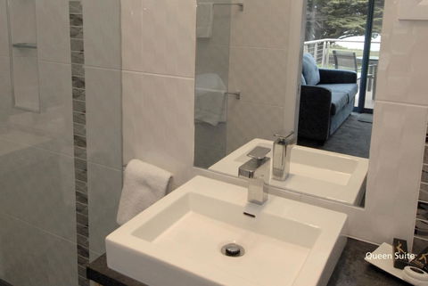 Seascape Accommodation - Accommodation Adelaide 11
