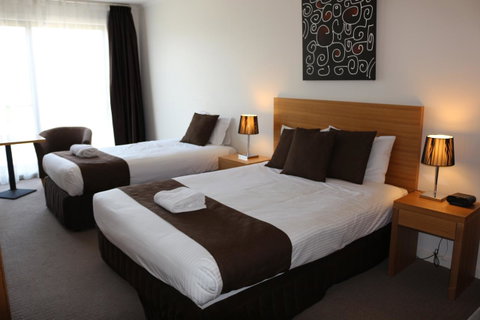Bairnsdale International - Accommodation Adelaide 28