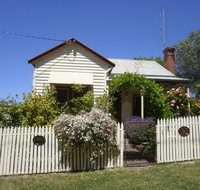 Miss Pym's Cottage - Accommodation Adelaide