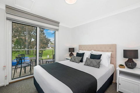 Apartments 521 - Accommodation Adelaide 4