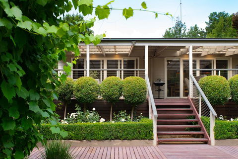 The Carlisle - Accommodation Adelaide 3