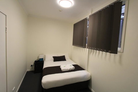 The Cliff House - Accommodation Adelaide 3