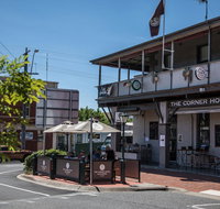 The Corner Hotel Alexandra - Accommodation Adelaide
