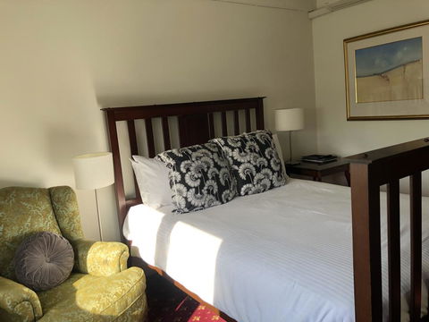 The Corner Hotel Alexandra - Accommodation Adelaide 2
