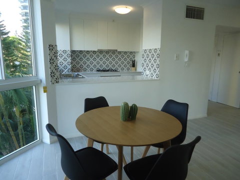 The Crest Apartments - Accommodation Adelaide 2