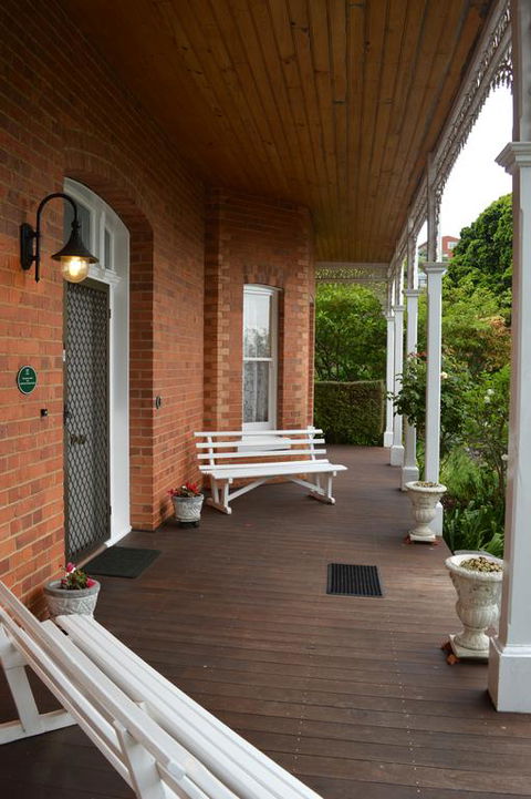 The Dragonfly North West - Accommodation Adelaide 0