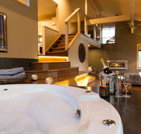 The Edge Villa - Accommodation Adelaide