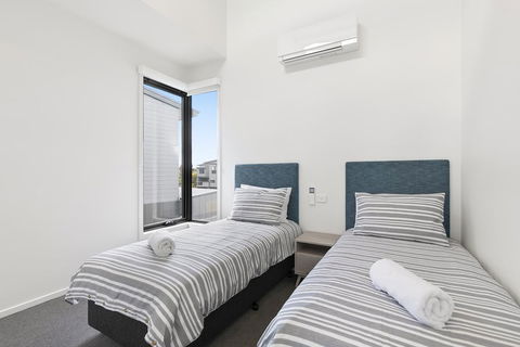The Fairway Club - Accommodation Adelaide 3