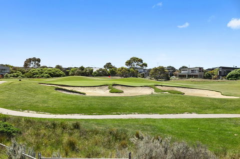 The Fairway Club - Accommodation Adelaide 0
