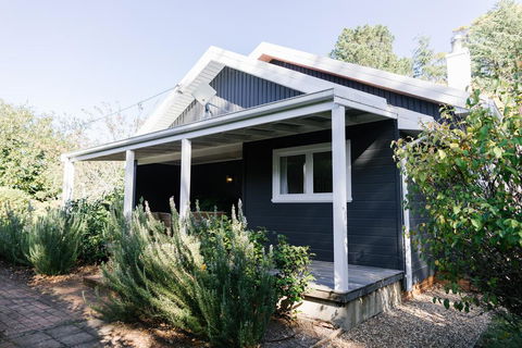 The Farm House At Springfield - Accommodation Adelaide 0
