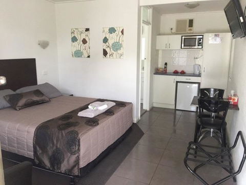 The Esplanade Motel - Accommodation Adelaide 2