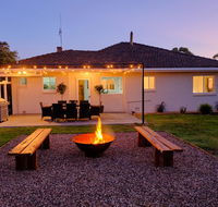 The Farmhouse. - Accommodation Adelaide