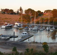 The Hideaway - Accommodation Adelaide