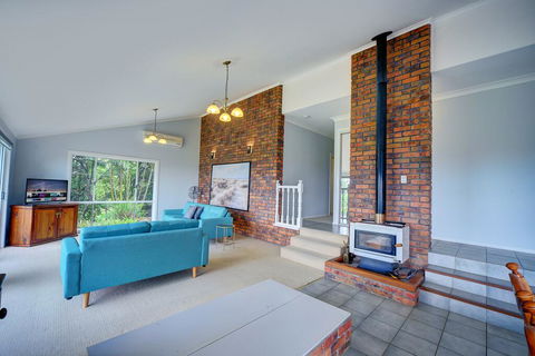 The Hillside House - Accommodation Adelaide 2