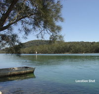The Lake House - Lake Conjola - Accommodation Adelaide