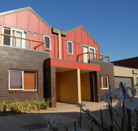 The Lakes Apartments - Accommodation Adelaide