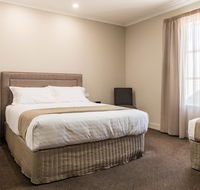 The Lighthouse Hotel - Accommodation Adelaide